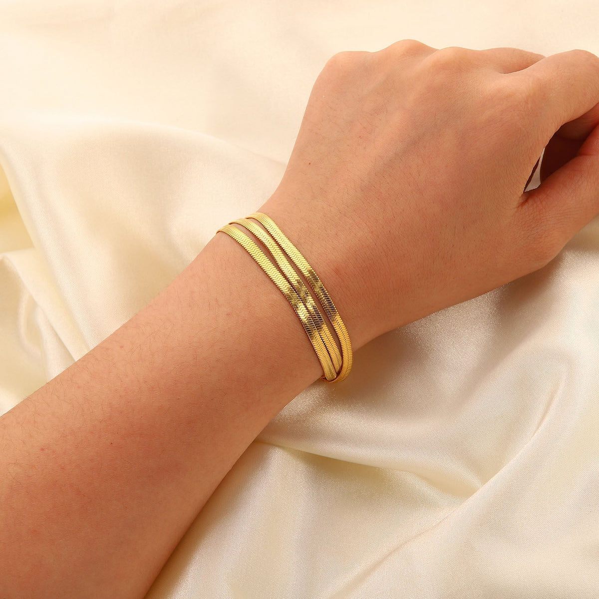 Abela - Pulsera de 3 capas en espiga