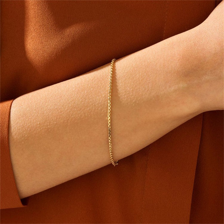 Victoria – Pulsera cadena dorada