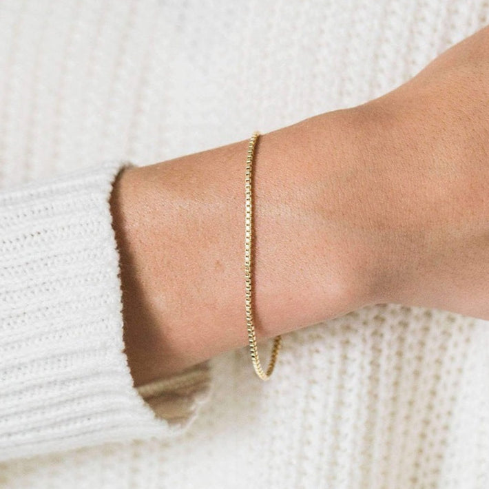 Victoria – Pulsera cadena dorada