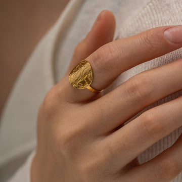 Sabrina - Anillo Dorado