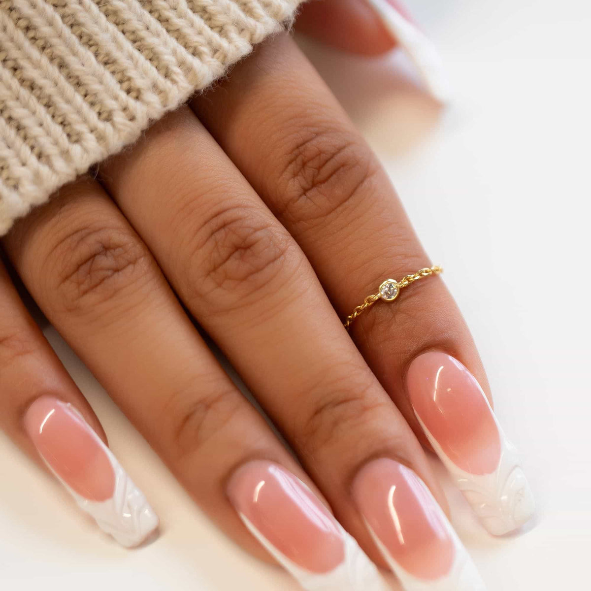Emily - Anillo Cadena Solitaire