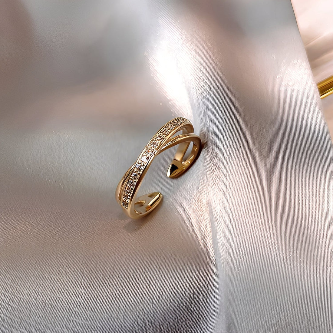 Cassia – Anillo regulable de oro con circonitas