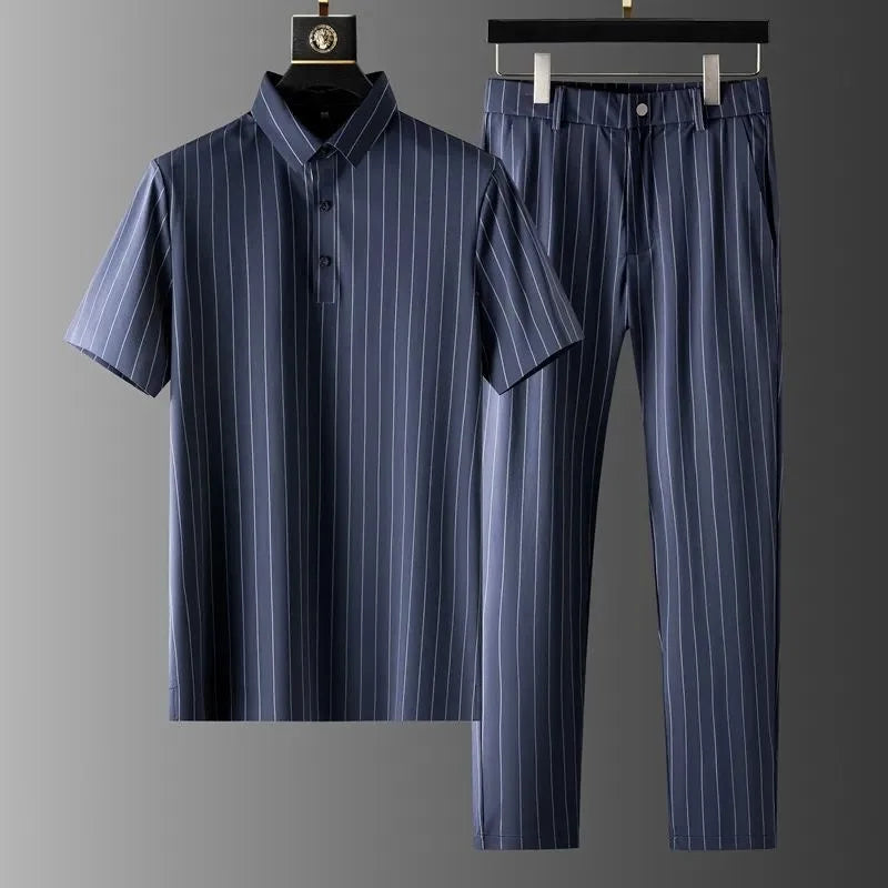 Atlas - Conjunto de ropa con rayas
