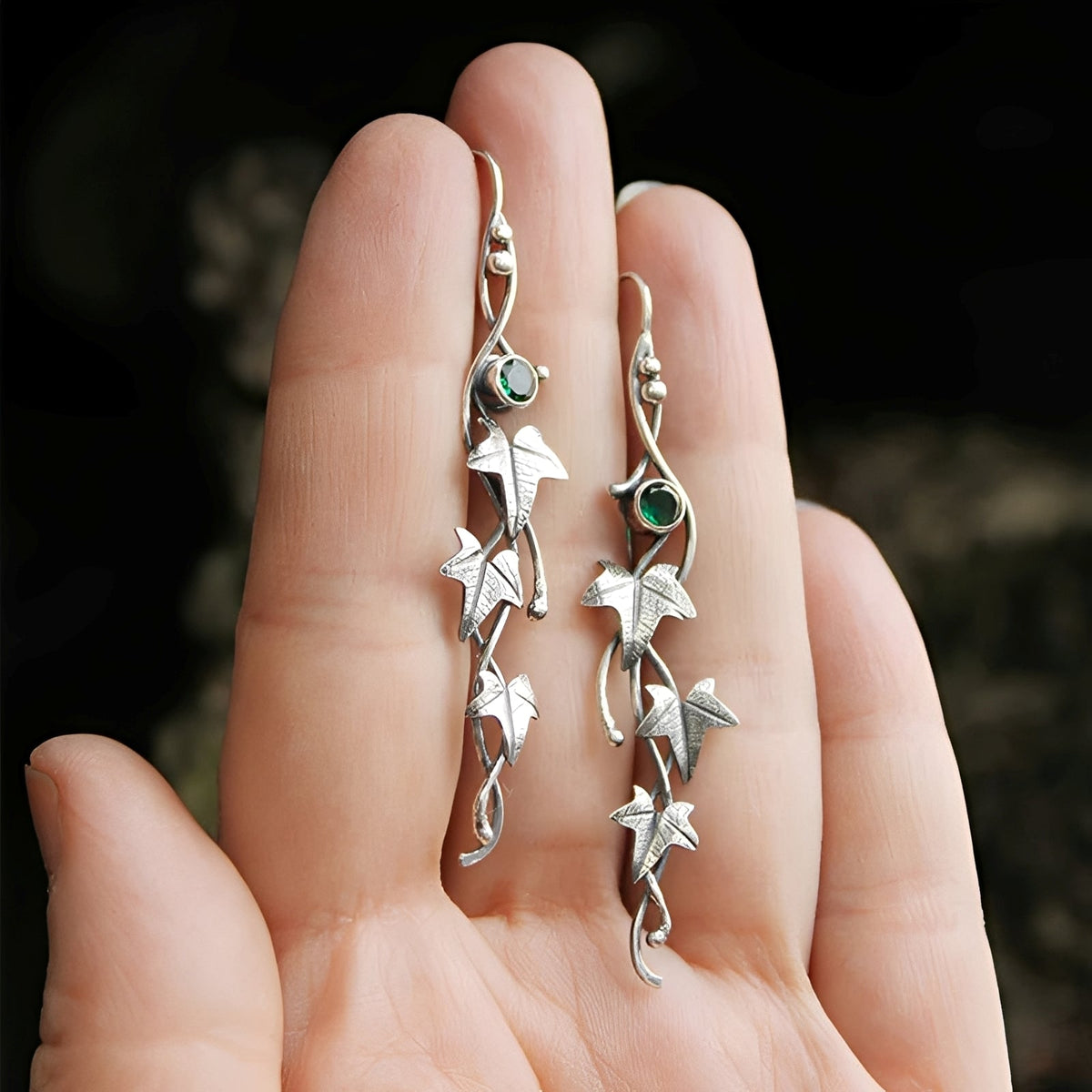 Nina – Pendientes retro en forma de hoja de hada