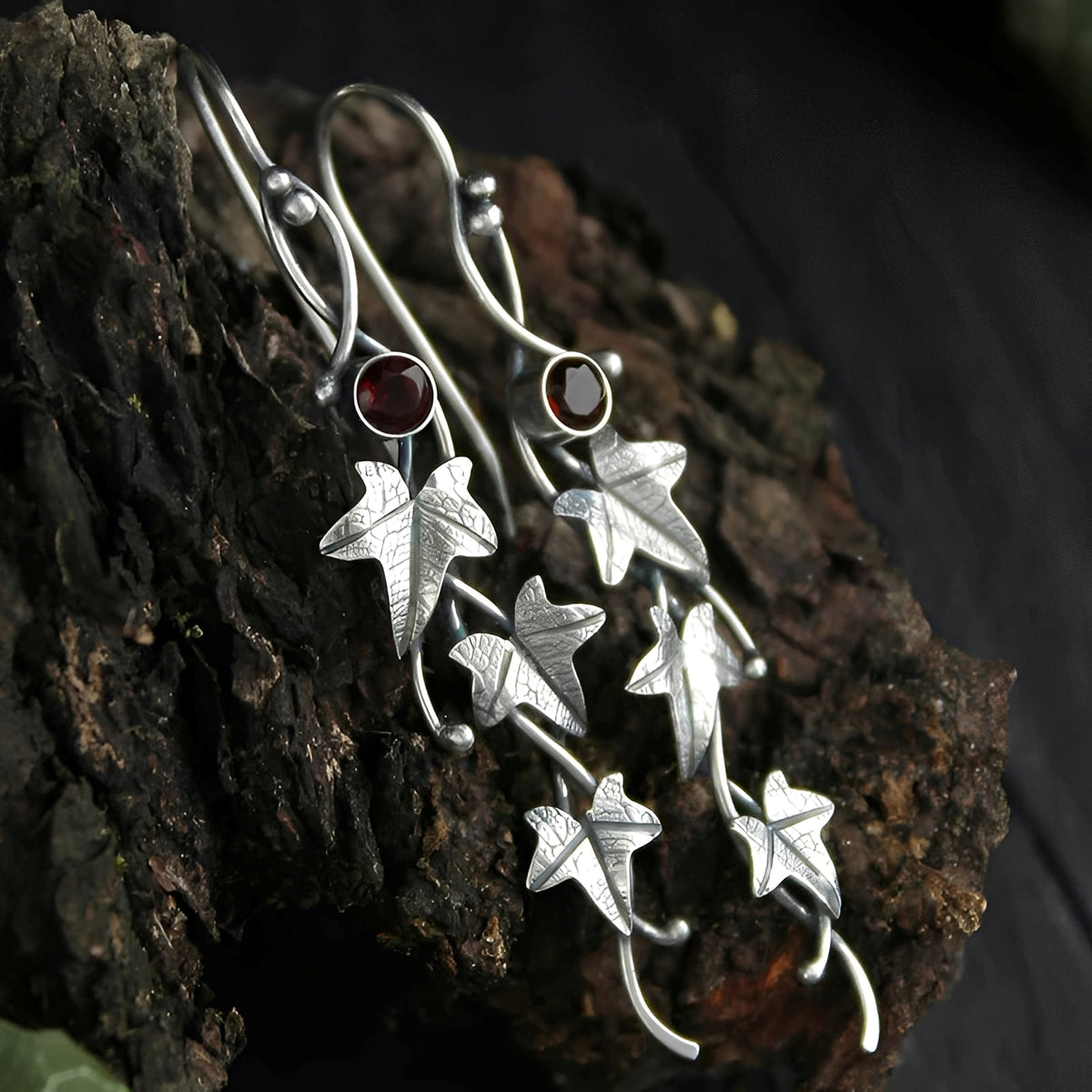 Nina – Pendientes retro en forma de hoja de hada