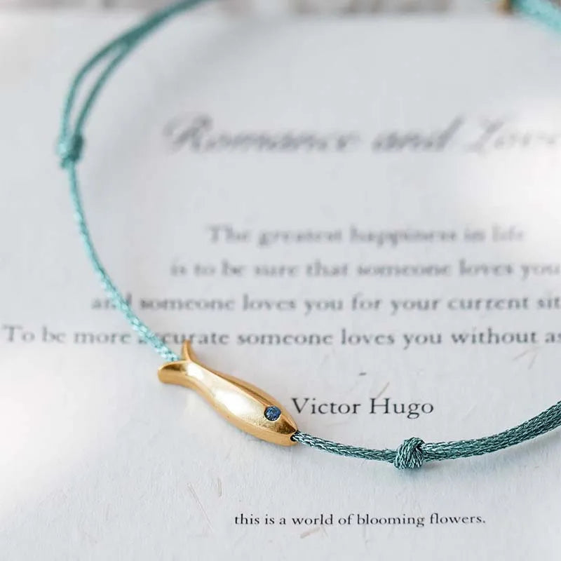 Solara – Pulsera de tobillo de brillo delicado