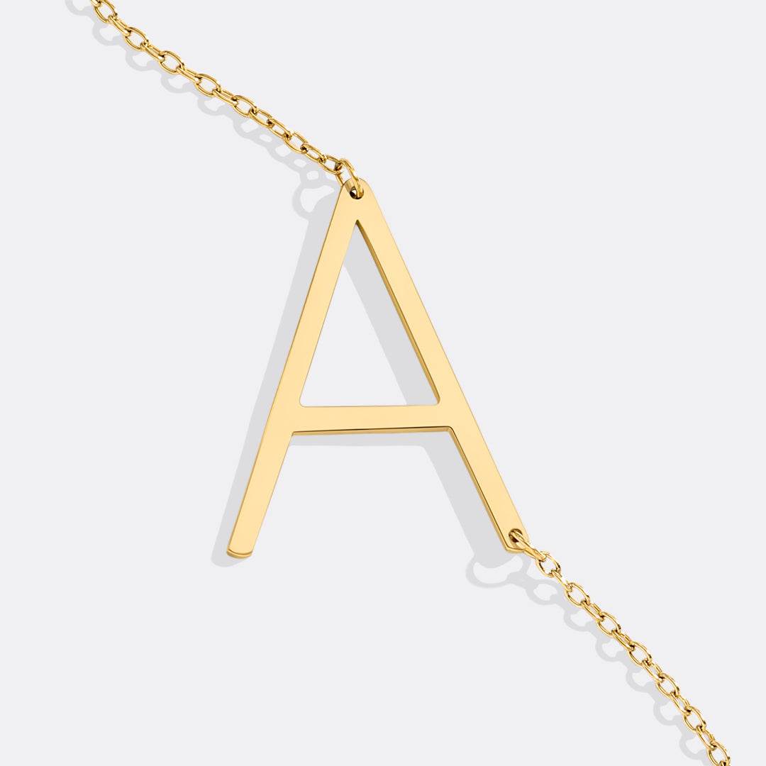 Inez – Collar con inicial personalizada