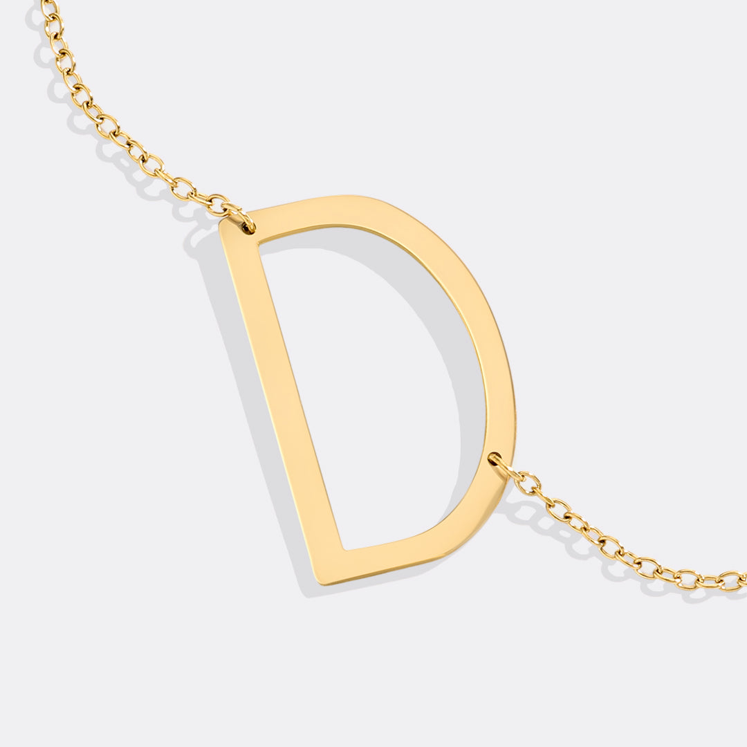 Inez – Collar con inicial personalizada