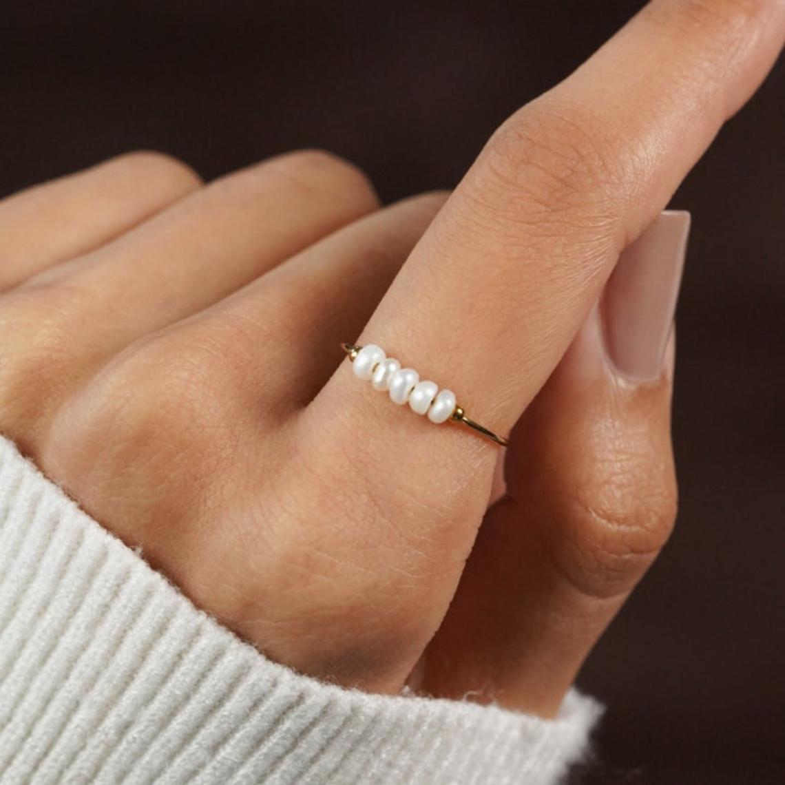 Anillo mini de perlas de agua dulce