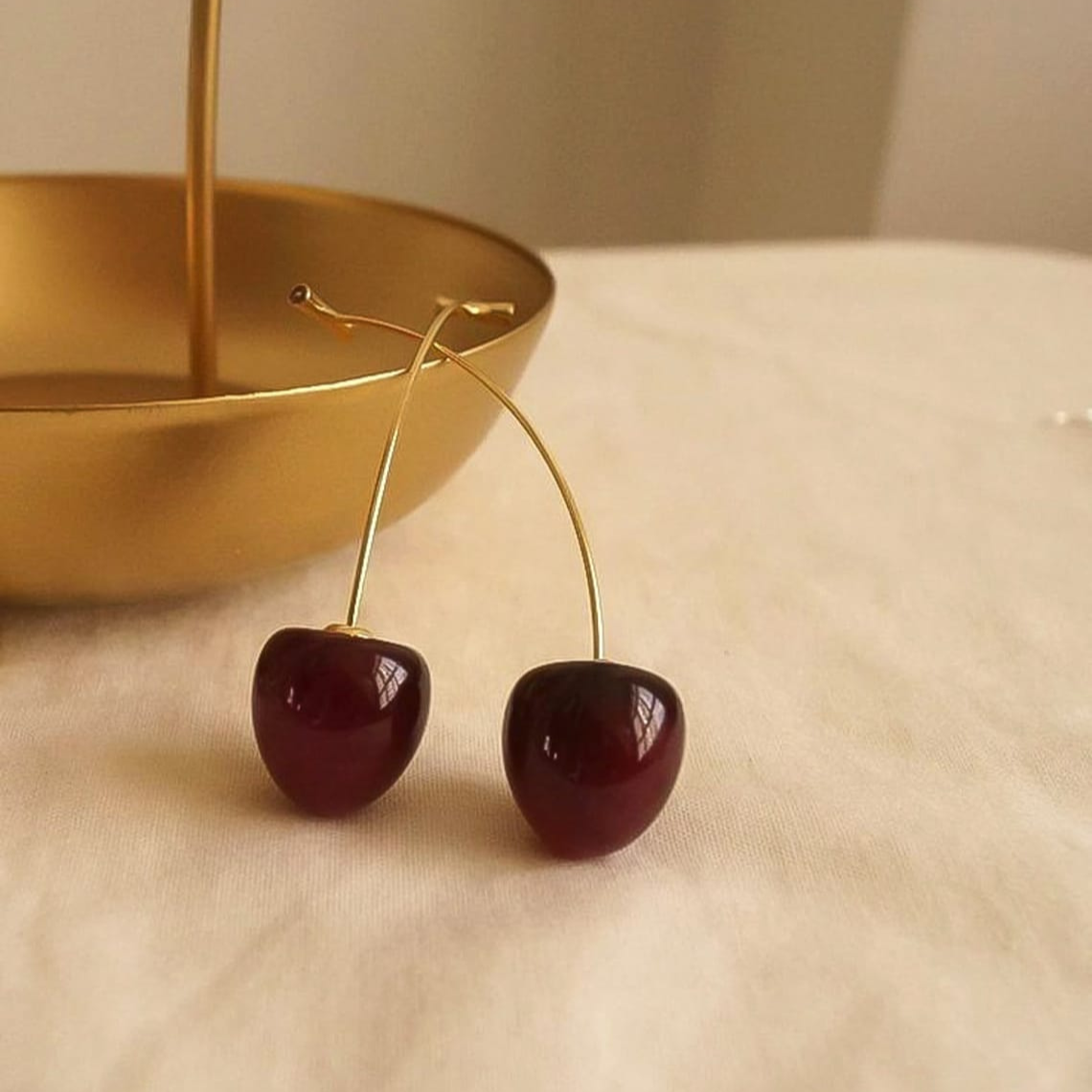 Pendientes de cereza oscura - Pendientes largos con forma de gota