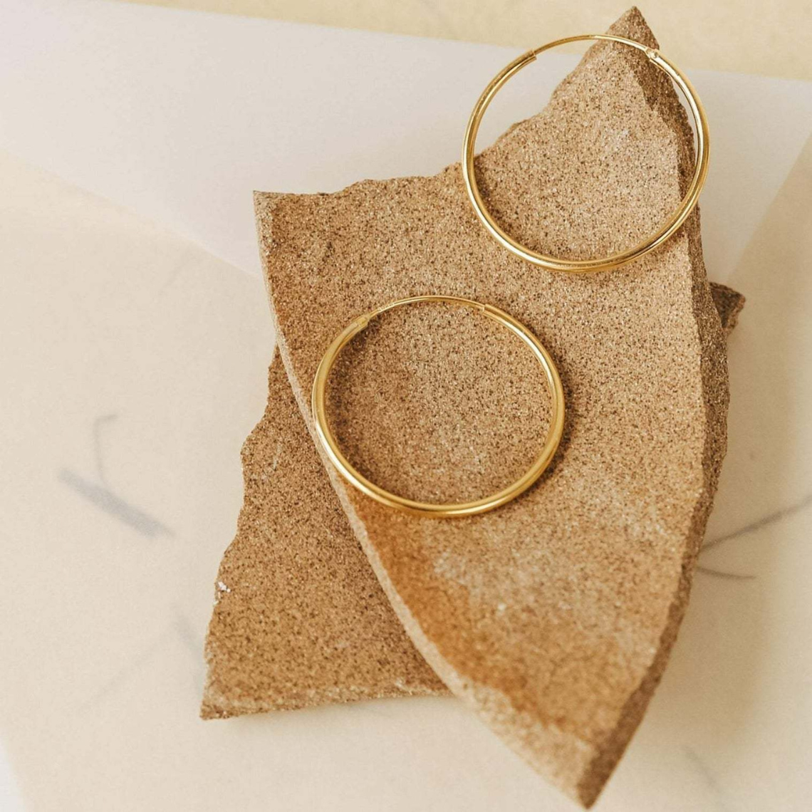 Aros livianos - Pendientes en oro y plata (set de 4)