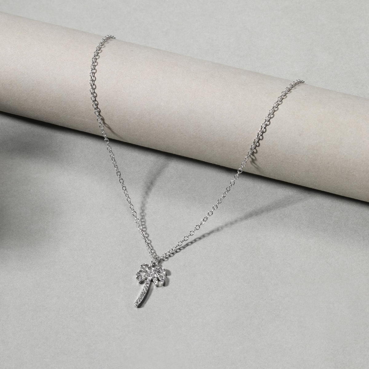 Collar de Palma - Colgante de Estilo Isleño