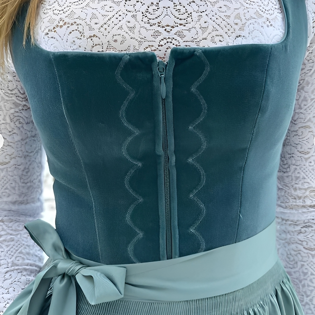 Muriel - Dirndl sofisticado para Oktoberfest para mujeres (sin forro)