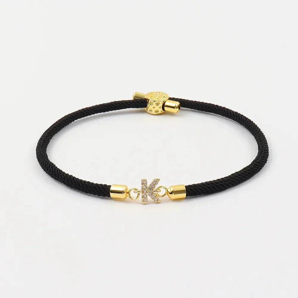 Calla – Pulsera ajustable con inicial personalizada