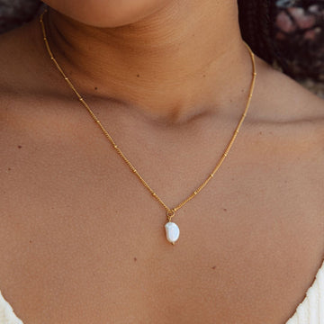 Marinelle – Colgante clásico con perla de agua dulce