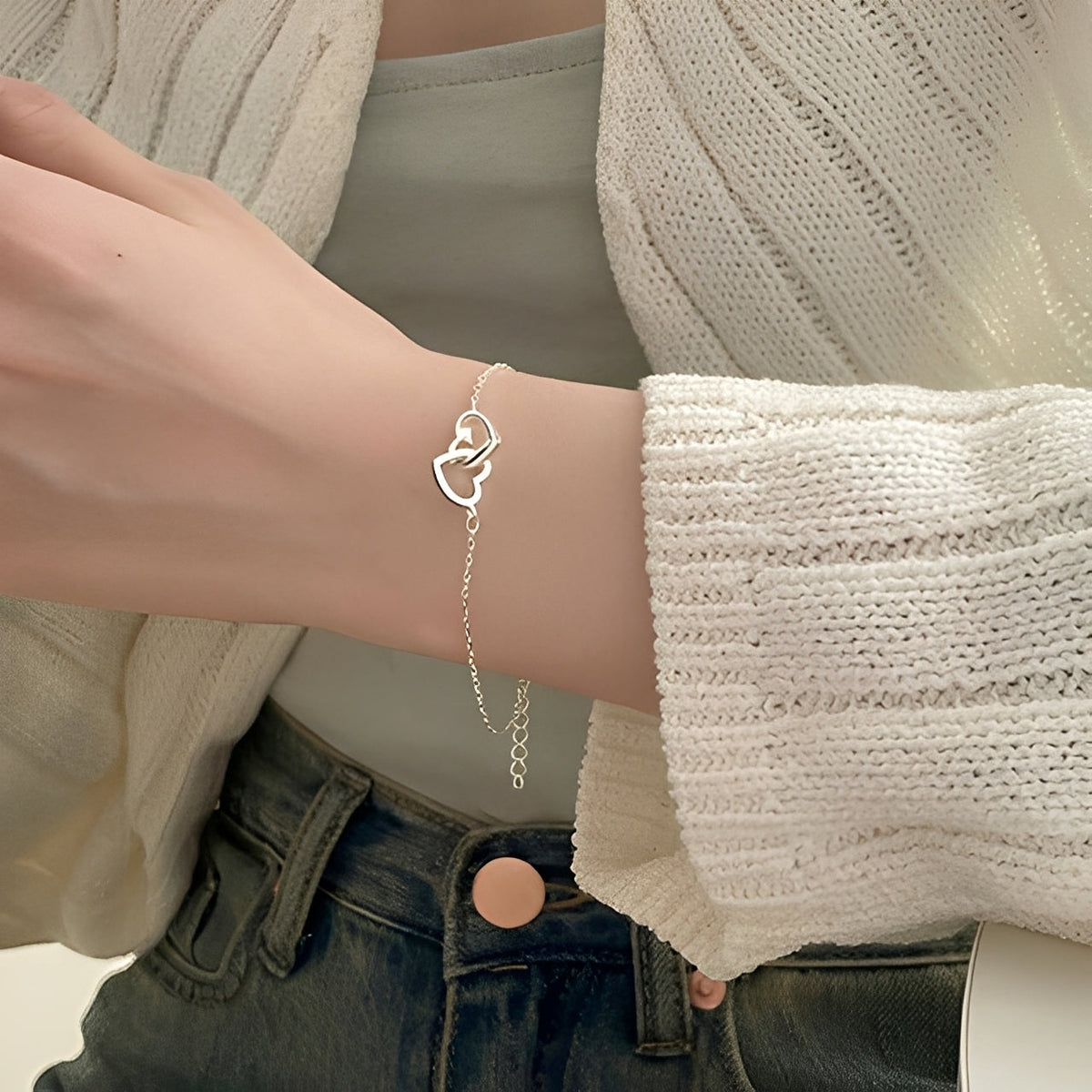 Amara – Pulsera amuleto de doble corazón