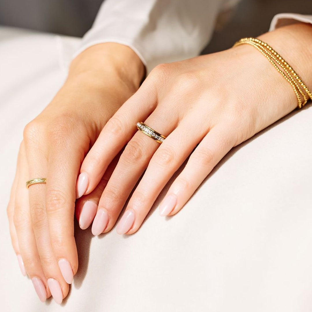 Alessia – Anillo fidget giratorio con acento de cristal