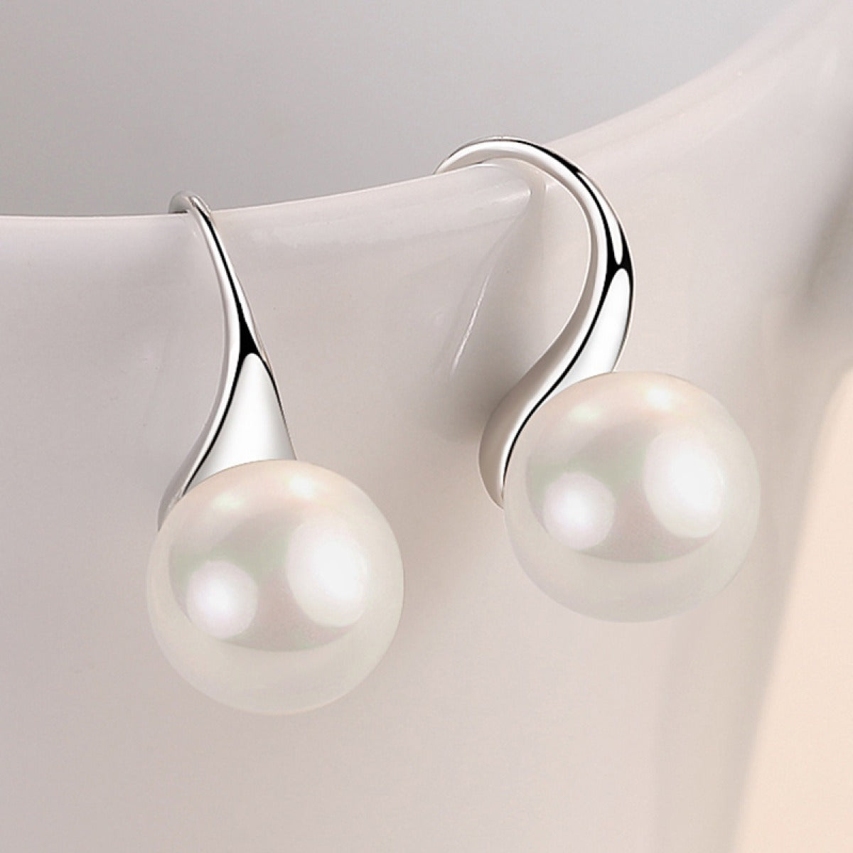 Cess – Pendientes vintage con perlas sofisticadas