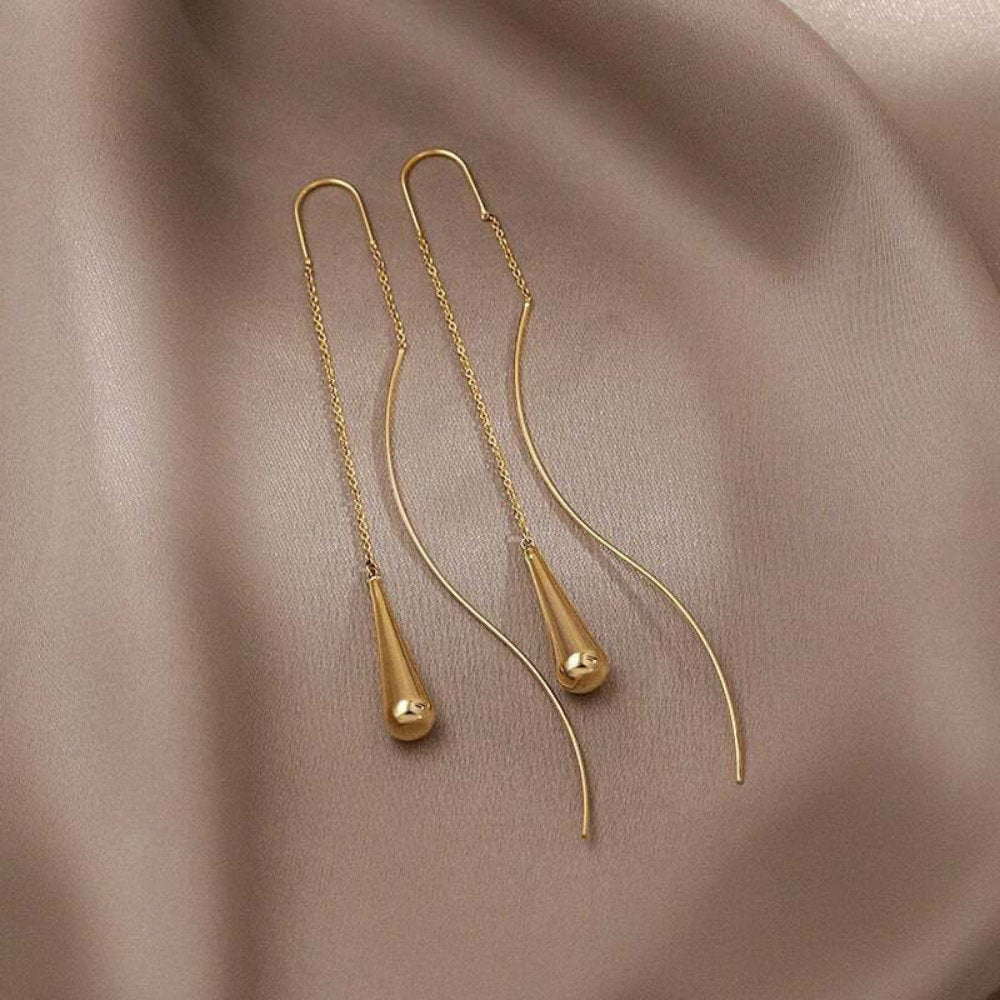 Amaris – Pendientes de gotas doradas con flecos