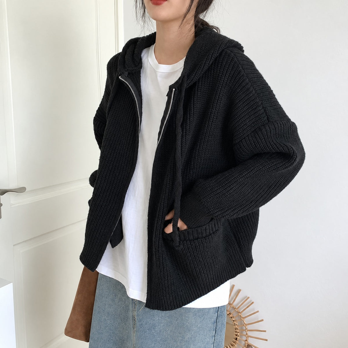 Cardigan con capucha para mujer de corte oversize, cierre de cremallera y bolsillos