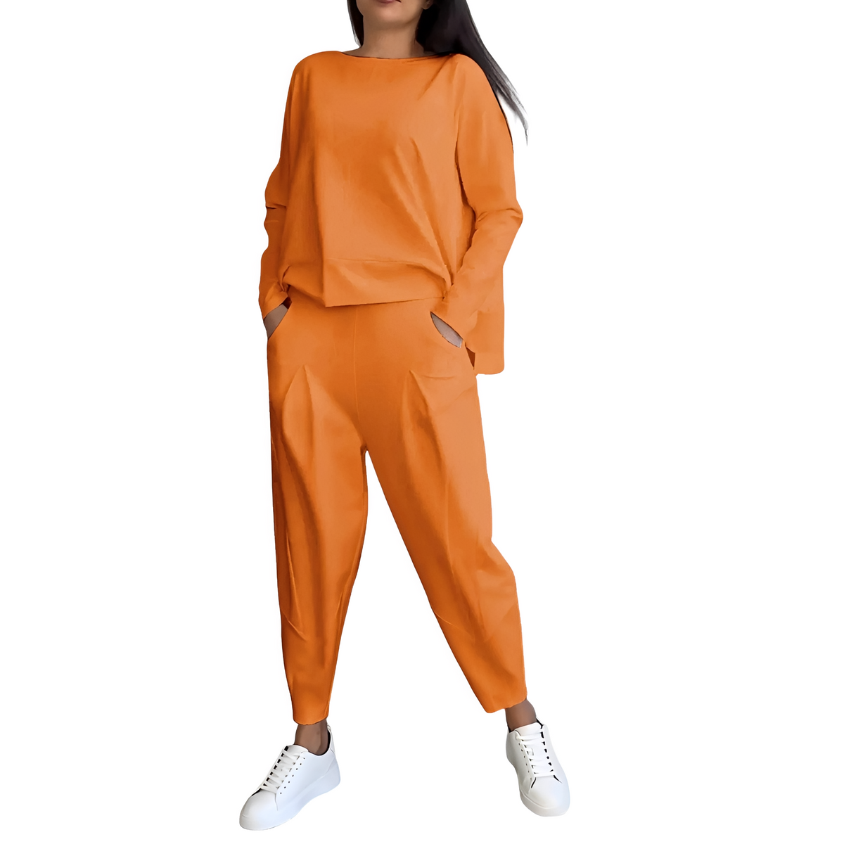Conjunto de mujer con top de manga larga y pantalón ajustado