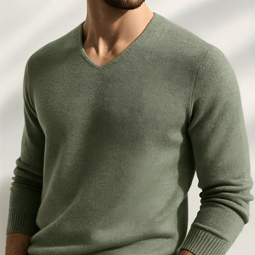 Suéter de hombre con escote en V corte clásico y diseño versátil
