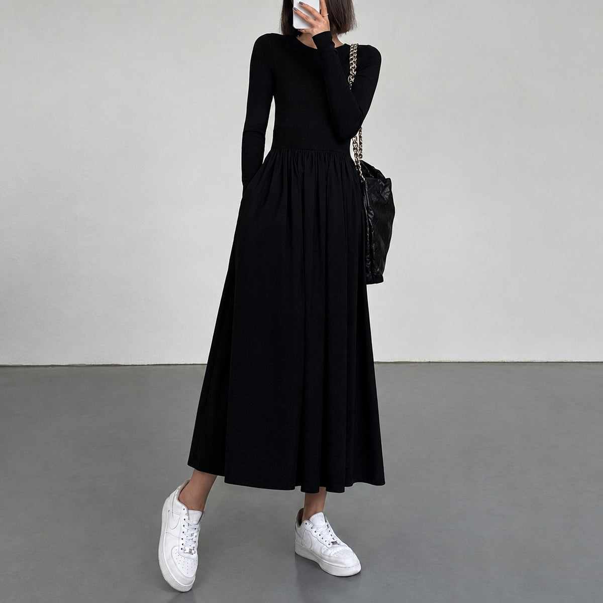 Vestido largo mujer de manga larga con cuello redondo y bolsillos