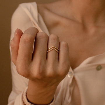 Eva – Conjunto de Anillos Apilables Curvados