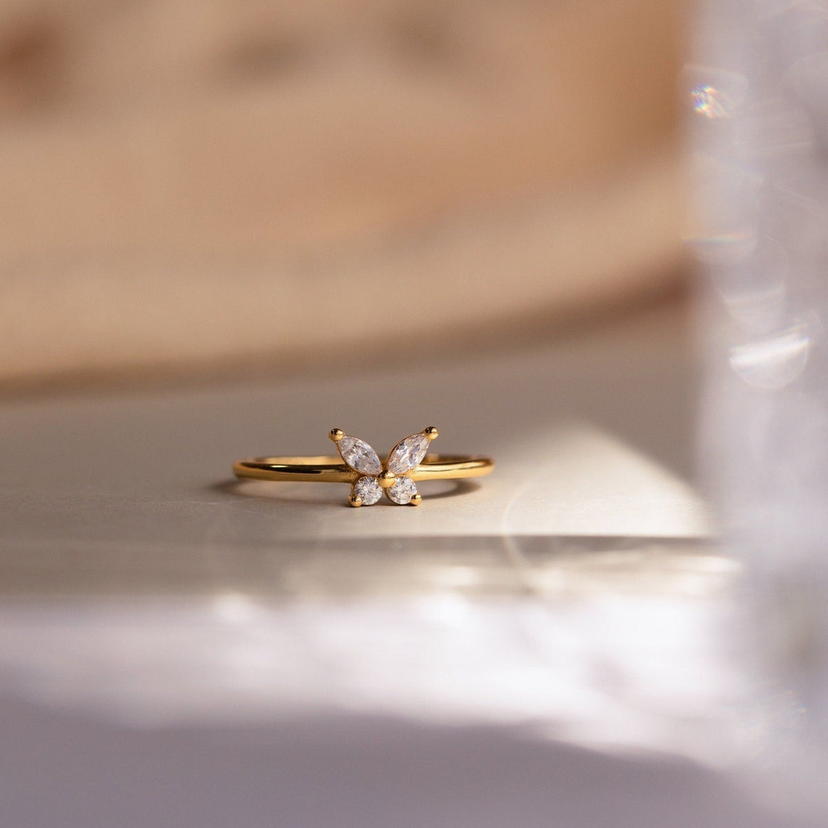 Mariposa – Sofisticado anillo de diamantes