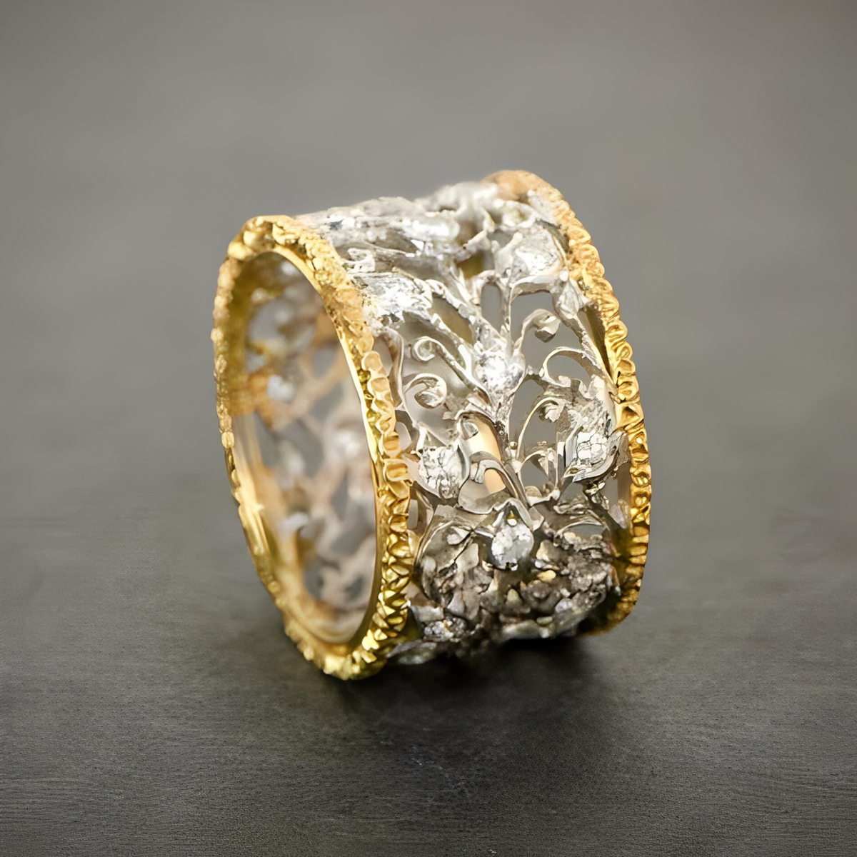 Yona – Anillo Vintage de Hiedra en Circonio