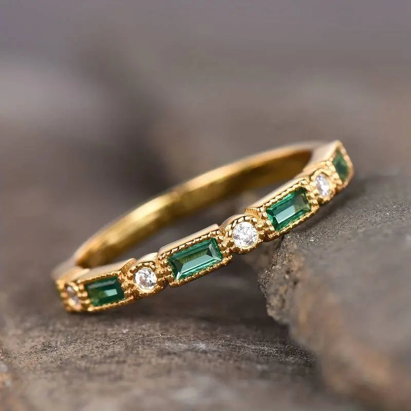 Crista – Anillo de declaración de oro con zirconia verde