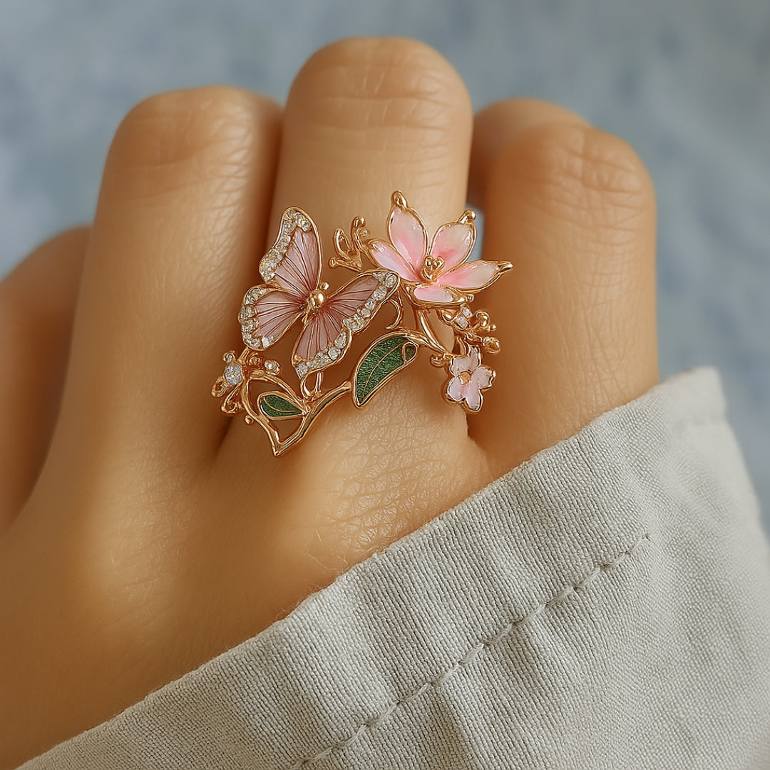 Meliora – Anillo de mariposa resplandeciente de circonio
