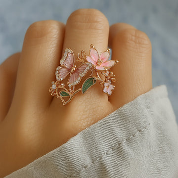 Meliora – Anillo de mariposa resplandeciente de circonio