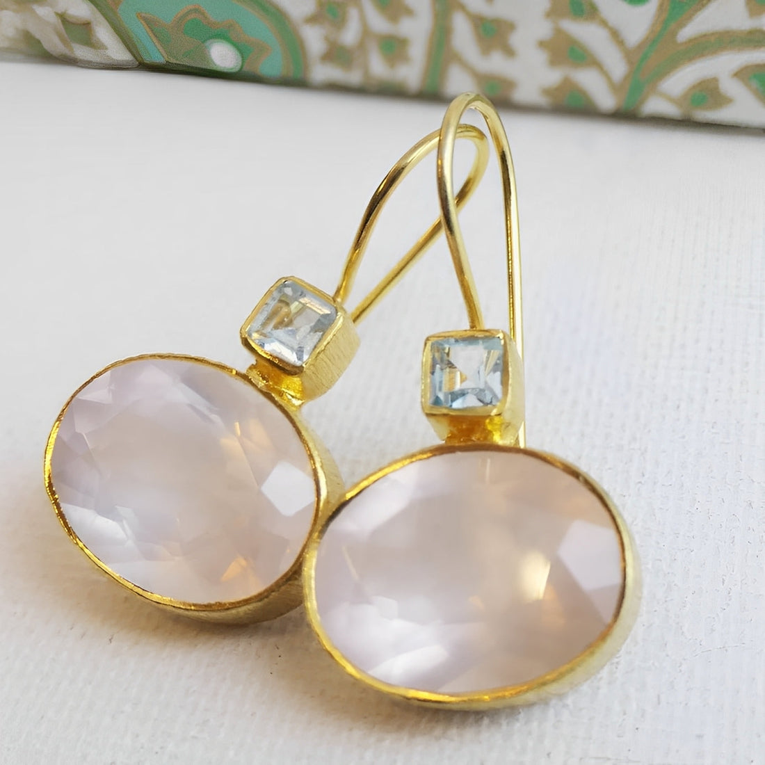 Esmeralda – Pendientes retro con cristales verdes