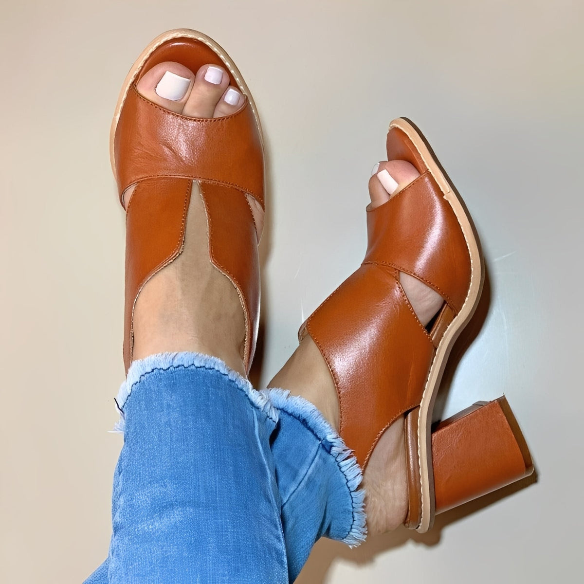 Anita - Sandalias Elegantes con Punta Abierta