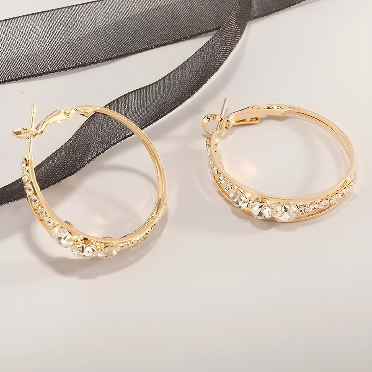 Alina – Aretes elegantes y brillantes