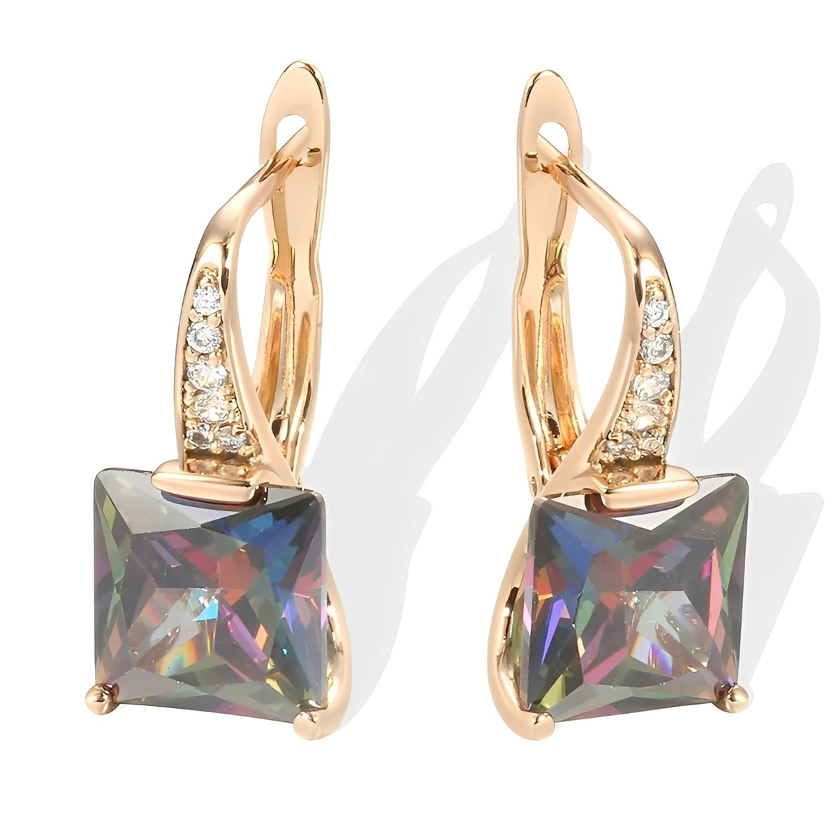Celina – Aros dorados con circonitas de colores