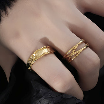 Sara – Anillo vintage de oro forjado