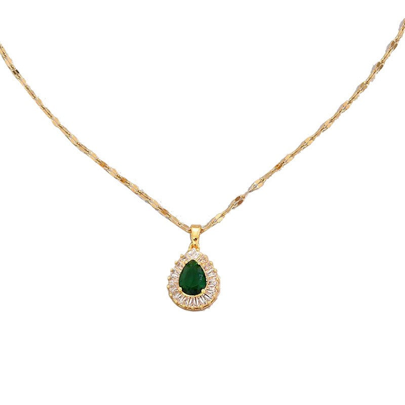 Rheya – Set Lysandelle Elegante de Oro y Cristal