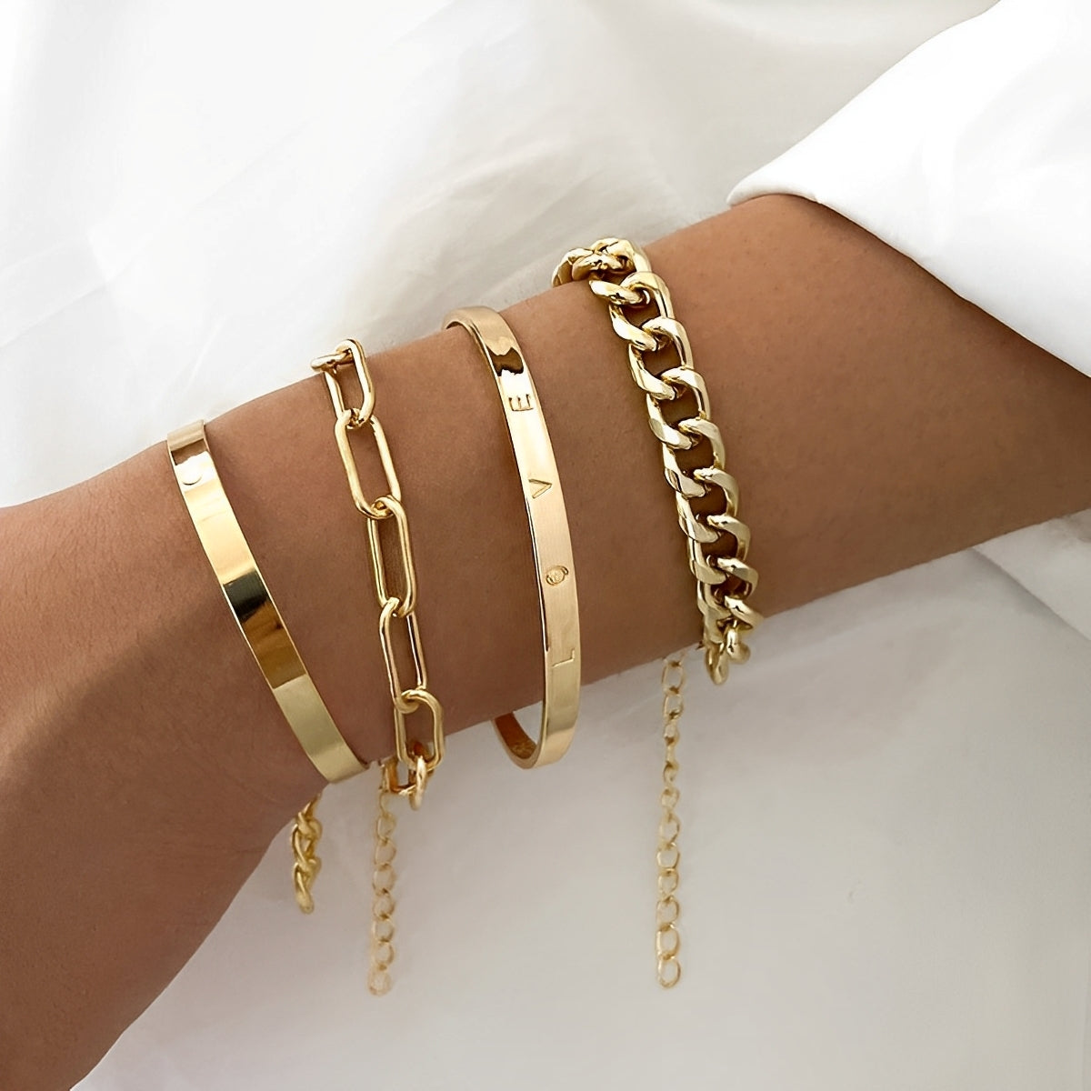 Elari – Conjunto de 4 Pulseras Elegantes para Muñeca
