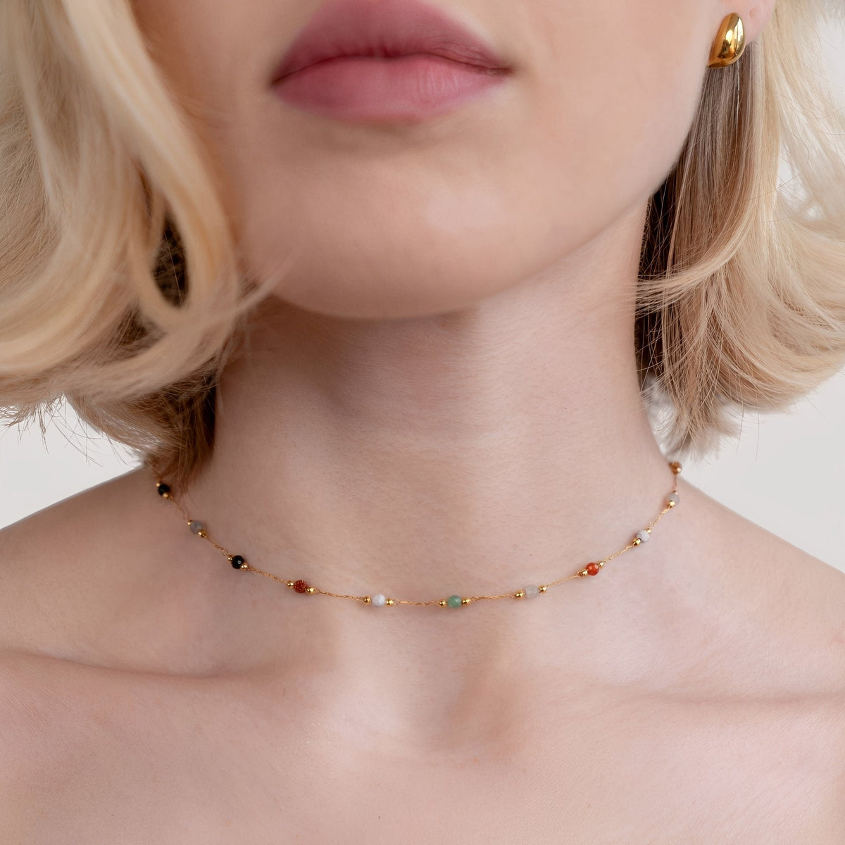 Malou – Collar de eslabones multicolores con perlas