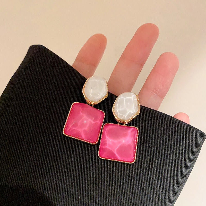 Lianne – Pendientes geométricos con esmalte