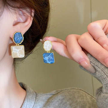 Lianne – Pendientes geométricos con esmalte
