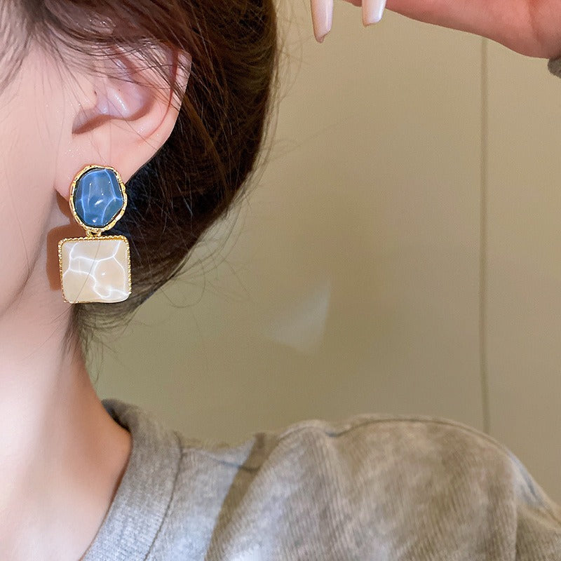 Lianne – Pendientes geométricos con esmalte