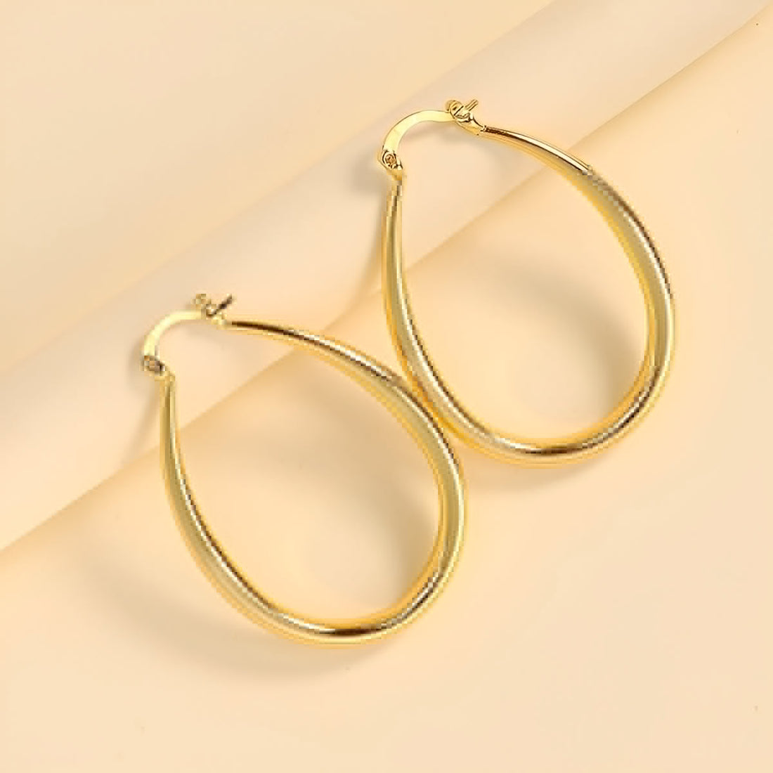 Elysse – Aros Elegantes en Oro