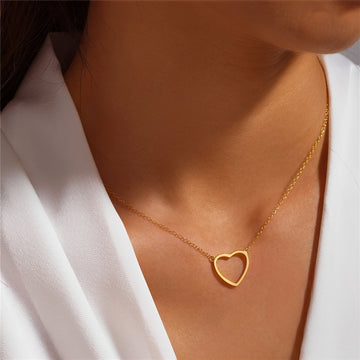 Mika – Cadena colgante en forma de corazón delicada dorada