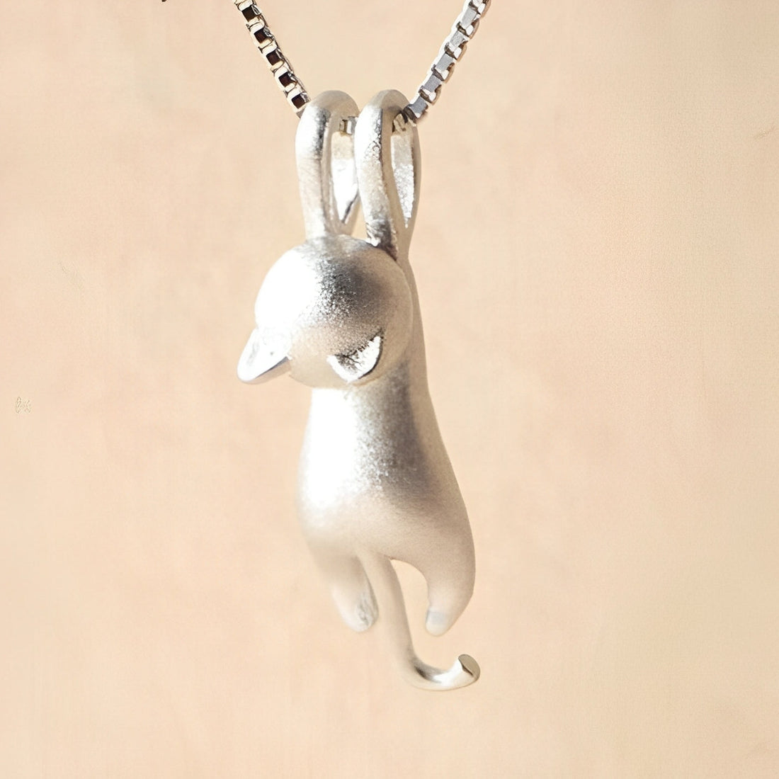 Mina – Collar Gatito Juguetón de 925 Plata