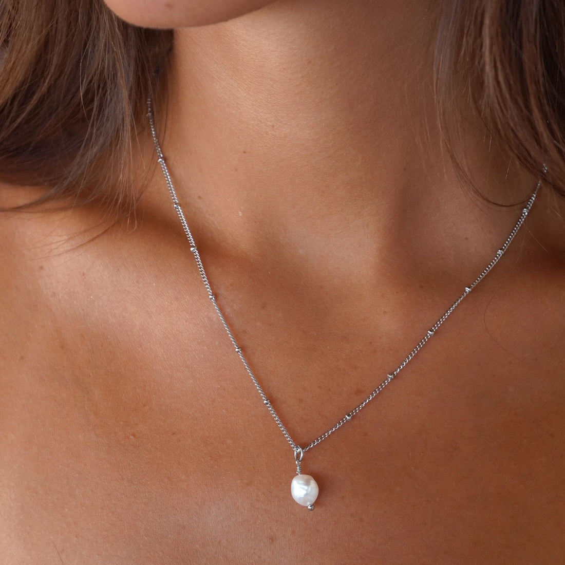 Marinelle – Colgante clásico con perla de agua dulce