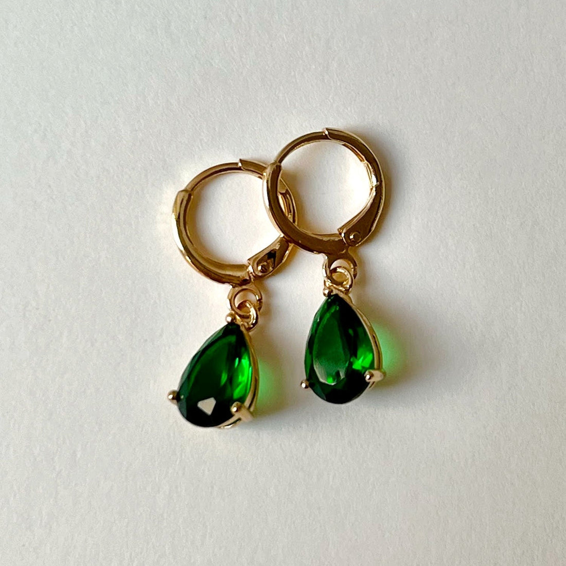 Verde esmeralda - Pendientes de gema en forma de lágrima